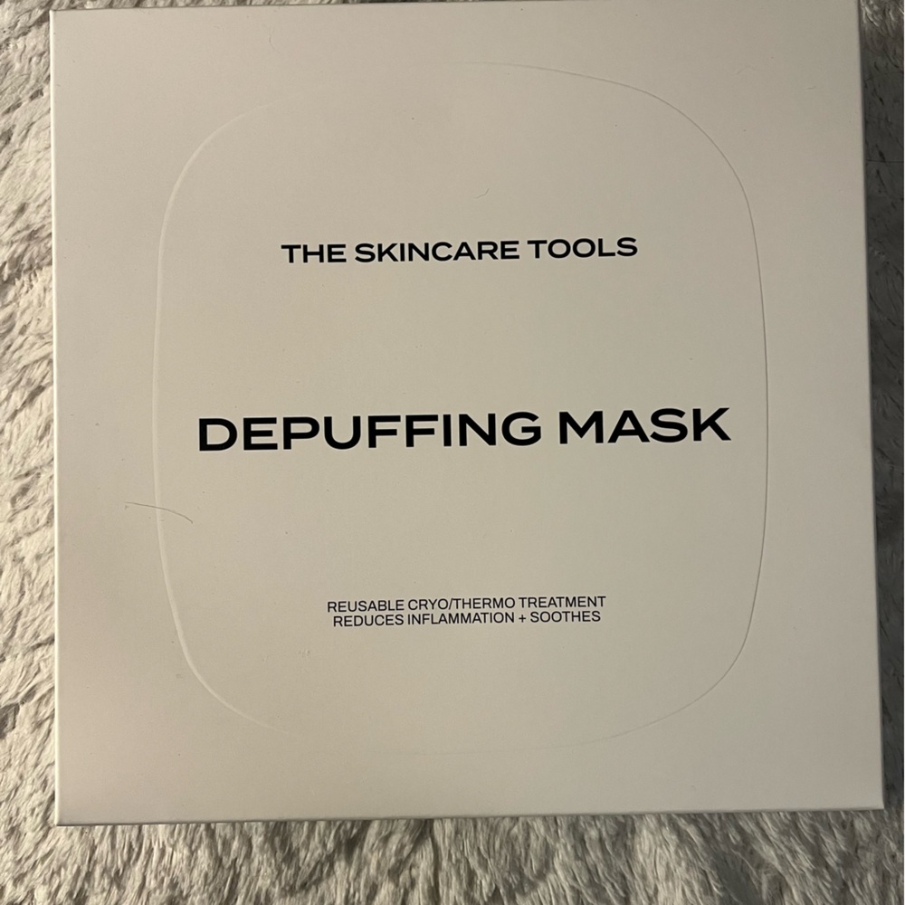 Depuffing Mask - White